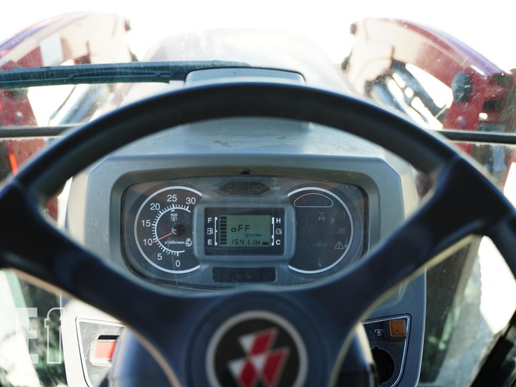 2014-massey-ferguson-1758-image-44