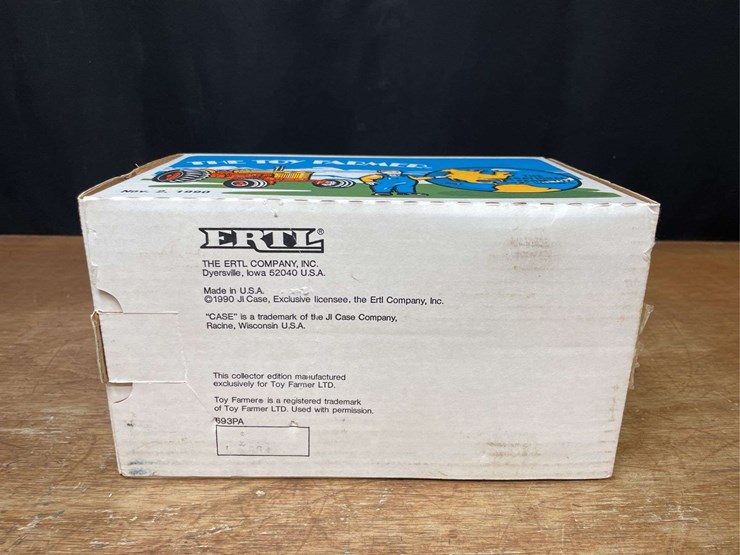 1/16-case-800-1990-nfts-nib-ertl-image-19