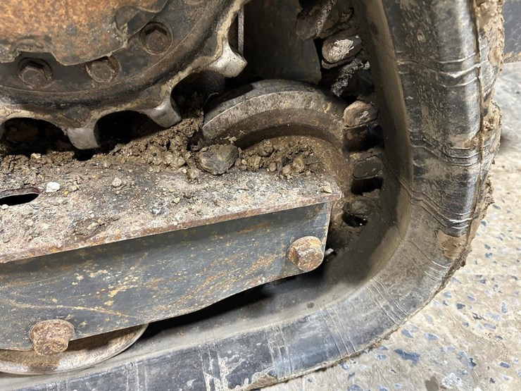 2016-bobcat-t550-image-15