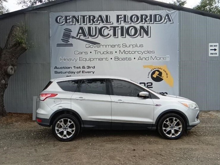 2013-ford-escape-image-1