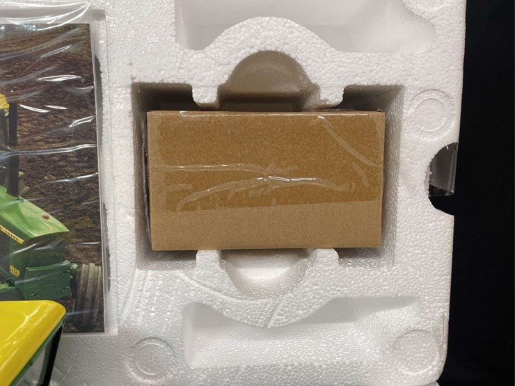 1/16-john-deere-wa-14-prestige-nib-ertl-image-5