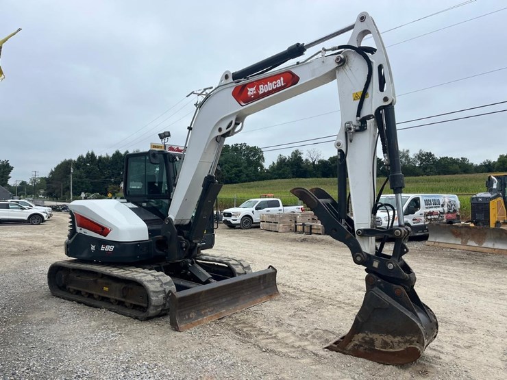 2022-bobcat-e88-image-7