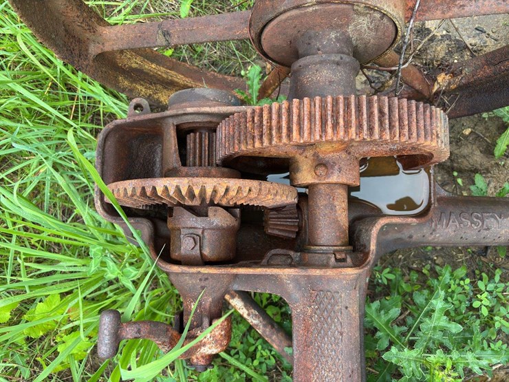 massey-harris-no.-33-sickle-mower-image-10