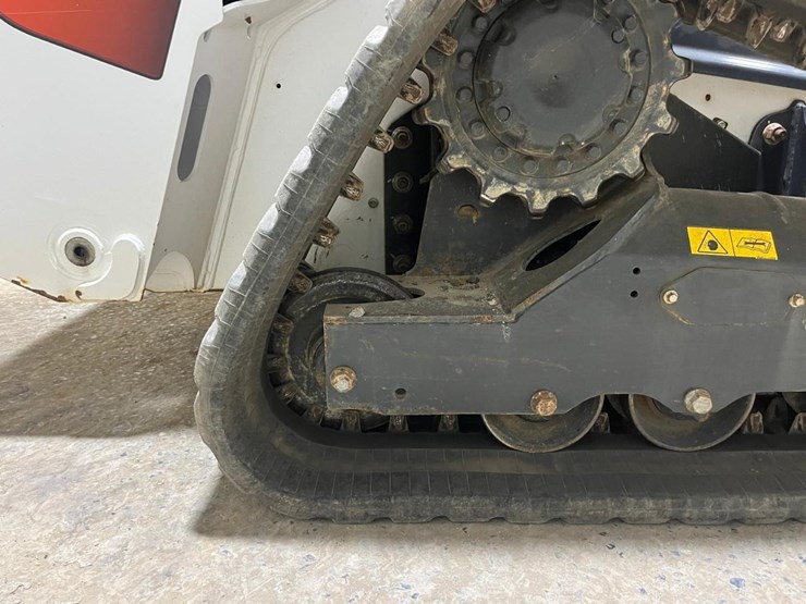 2021-bobcat-t76-image-19
