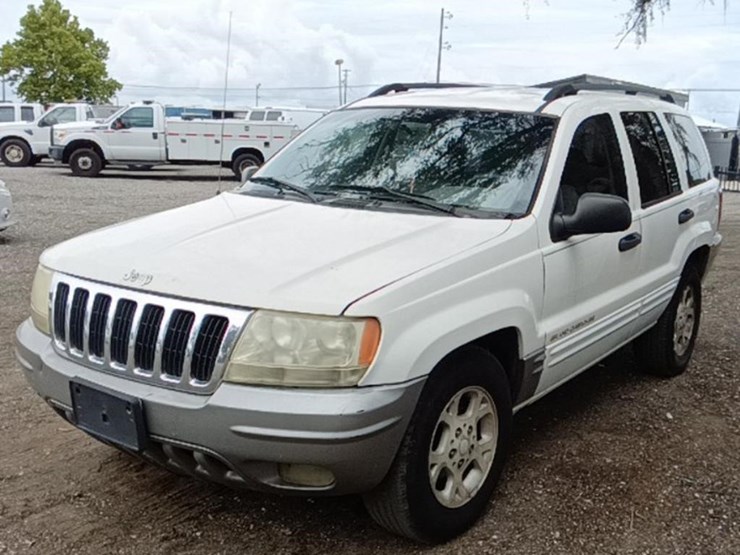 2002-jeep-grand-cherokee-laredo-image-3