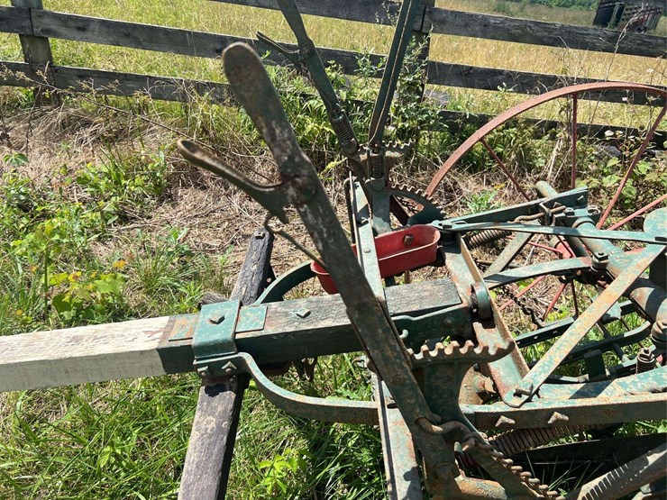 oliver-horse-drawn-cultivator-image-17