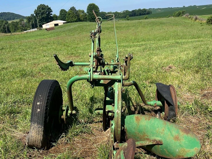 oliver-1-bottom-plow-image-3