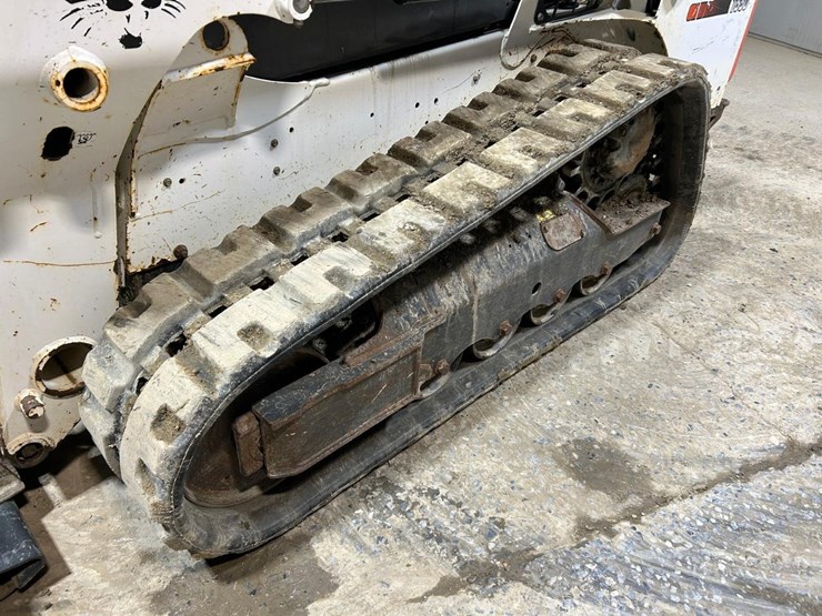 2016-bobcat-t550-image-12