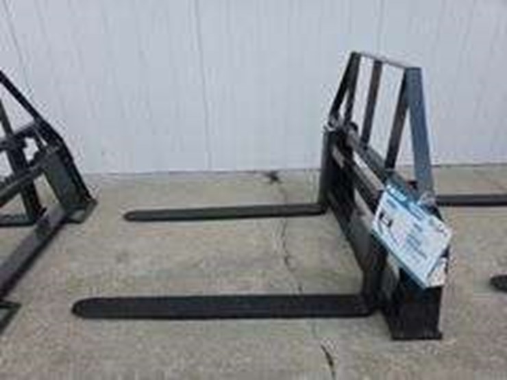 skid-steer-adjustable-pallet-fork,-model-sa11100-image-2