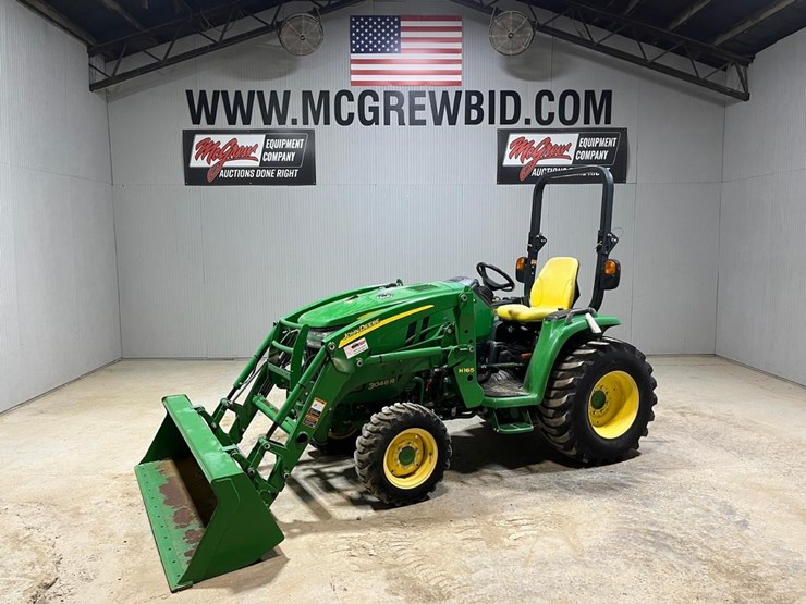 john-deere-3046r-image-1