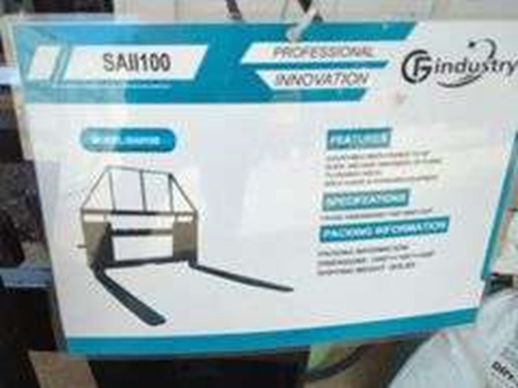 skid-steer-adjustable-pallet-fork,-model-sa11100-image-4