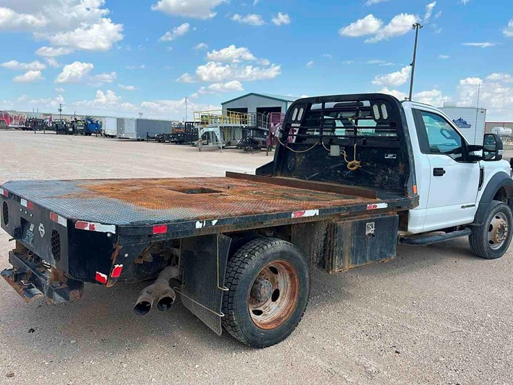 2019-ford-f550-image-3
