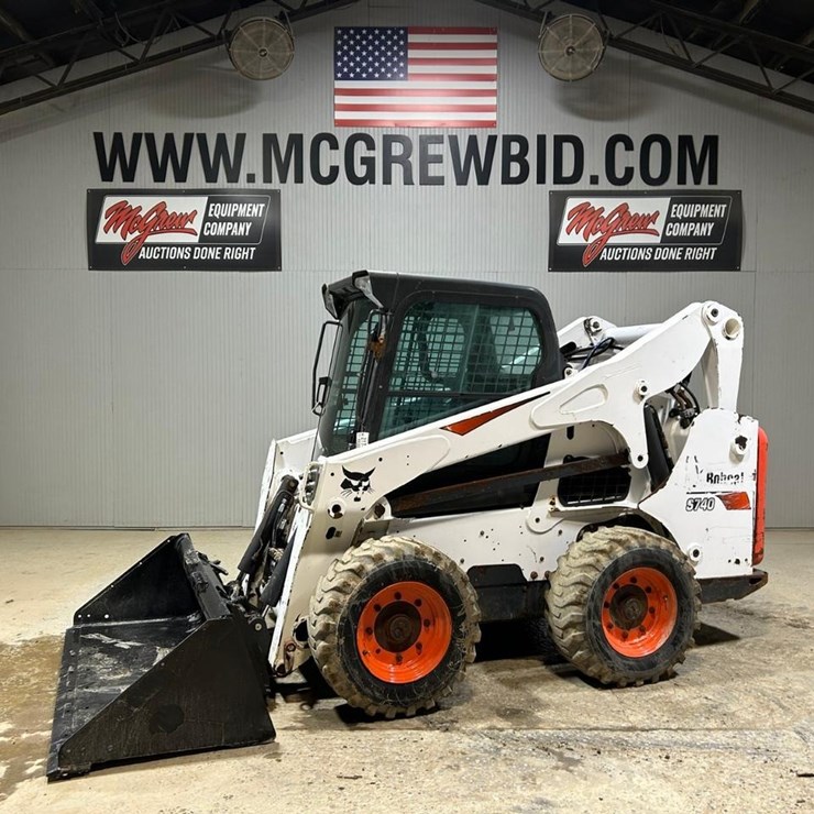 2021 BOBCAT S740