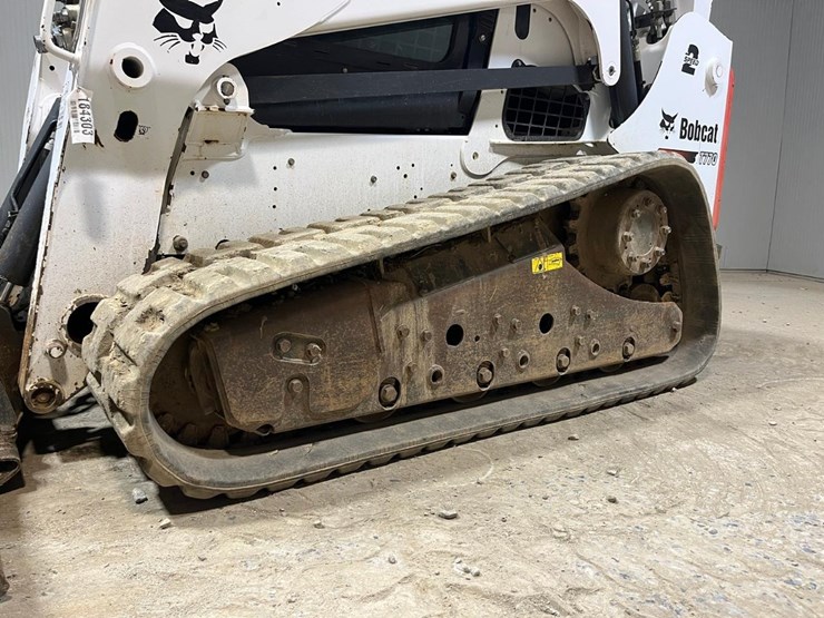 2015-bobcat-t770-image-12