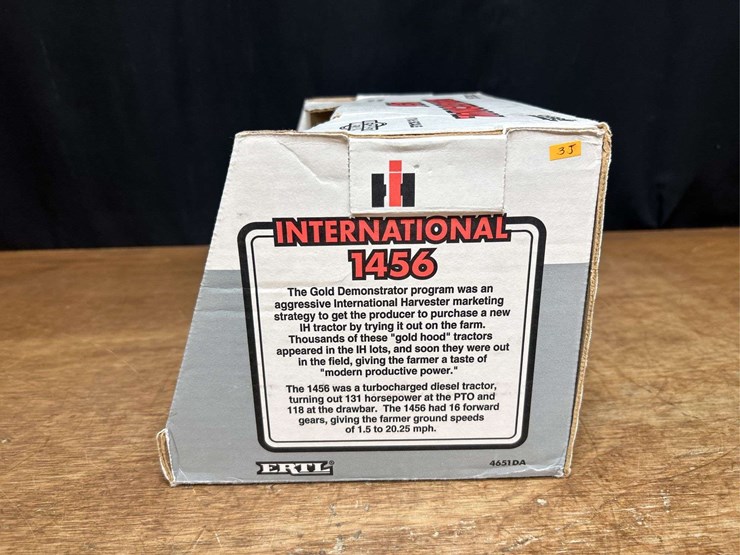 1/16-ih-1456-gold-demonstrator-collector-nib-ertl-image-5