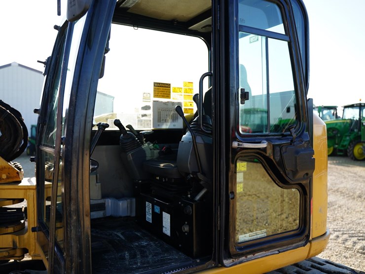 2013-caterpillar-308e2-cr-image-33