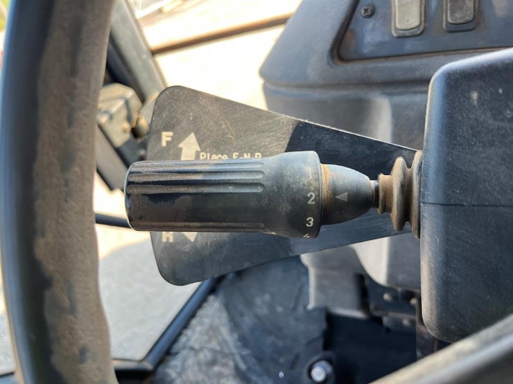 deere-410g-image-34