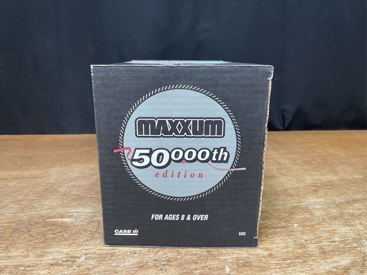 1/16-case-ih-maxxum-5250-50,000th-nib-ertl-image-15