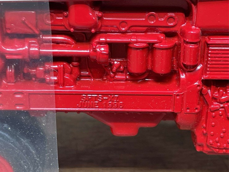 1/16-ih-856-1996-sfts-nib-ertl-image-4