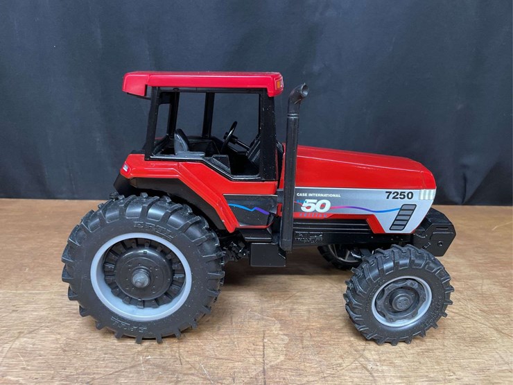 1/16-case-ih-magnum-7250-mark-50-nib-ertl-image-9