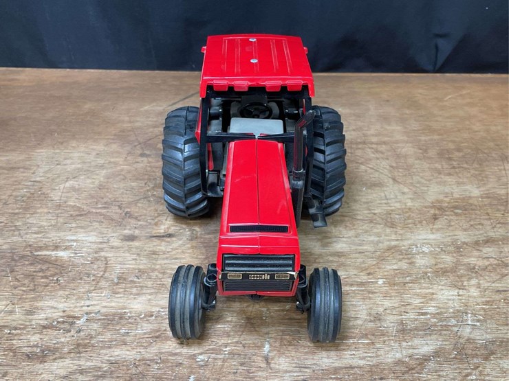 1/16-case-ih-2594-las-vegas-nib-ertl-image-12
