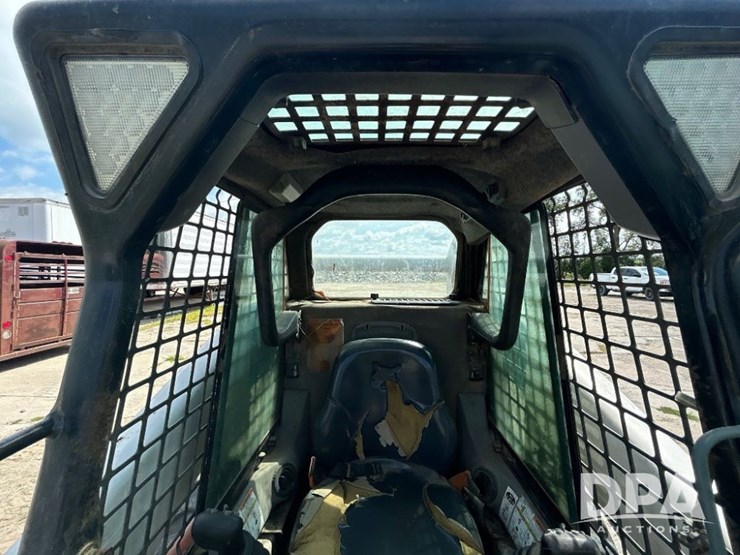 bobcat-s300-image-36