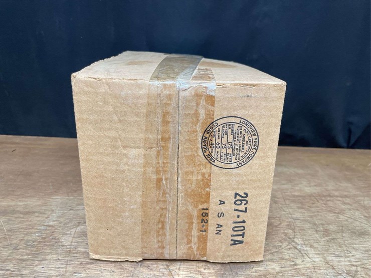 1/16-case-3294-collector-nib-ertl-image-17