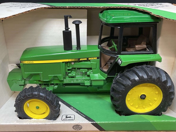 1/16-john-deere-4955-nib-ertl-image-2