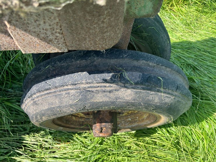 john-deere-g-image-12
