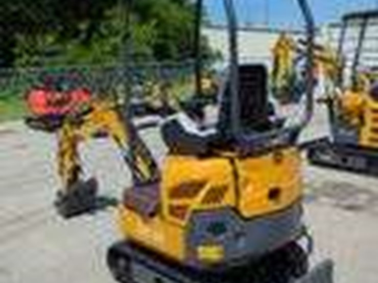 2025-cfg-qk18r-mini-excavator,-unused,-see-details-for-video-image-6