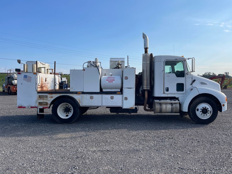 2008-kenworth-t300-image-4