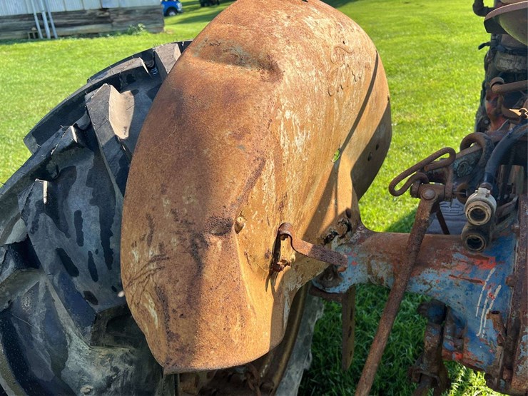 ford-900-image-72