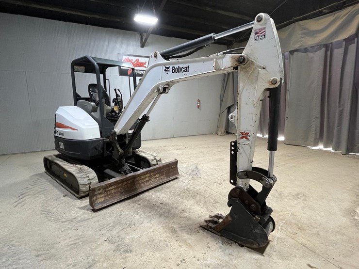 2017-bobcat-e35-image-7