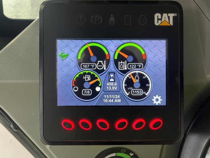 2020-caterpillar-259d3-image-24