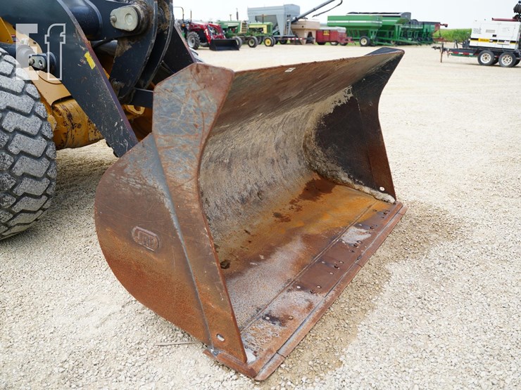 2015-deere-544k-image-16