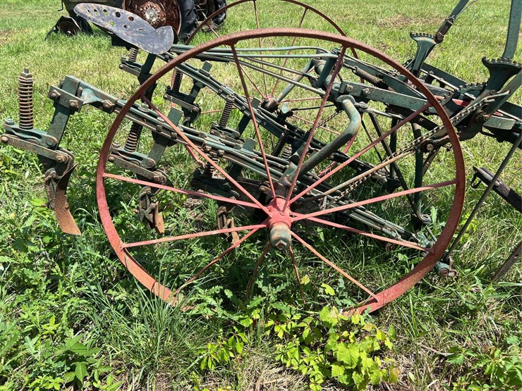 oliver-horse-drawn-cultivator-image-36