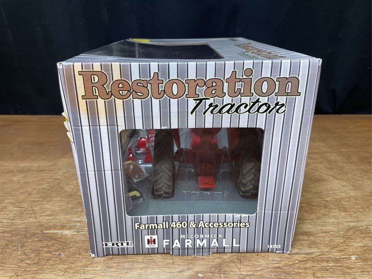 1/16-farmall-460-restoration-nib-ertl-image-4