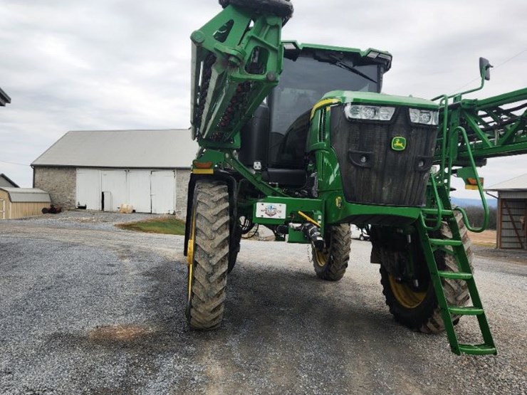 2023-john-deere-616r-image-3