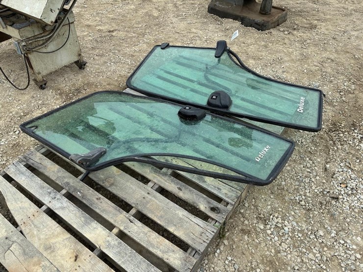 new-holland-tractor-cab-doors-image-2