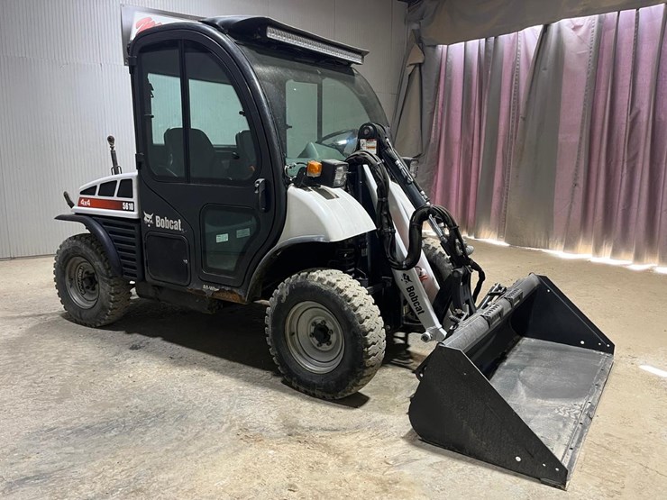 bobcat-5610-toolcat-utility-vehicle-image-7