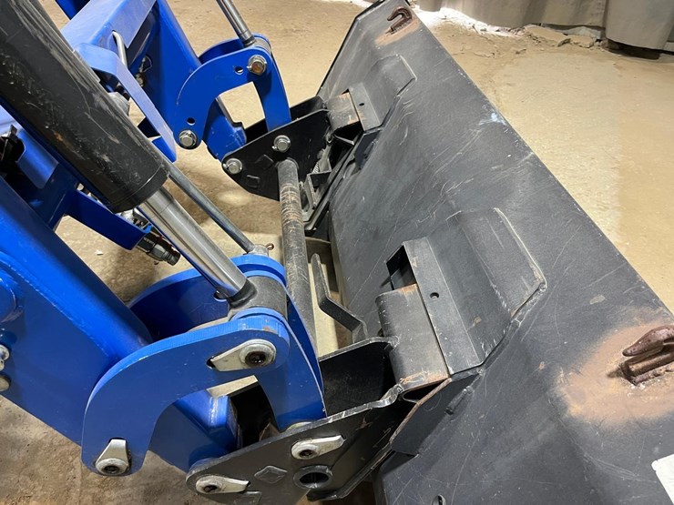 new-holland-workmaster-65-image-20