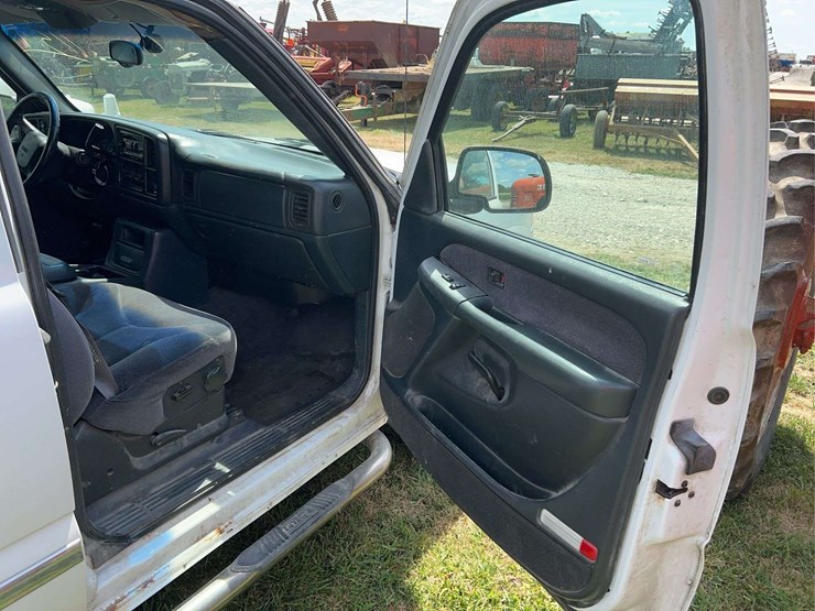 2001-gmc-sierra-1500-image-17