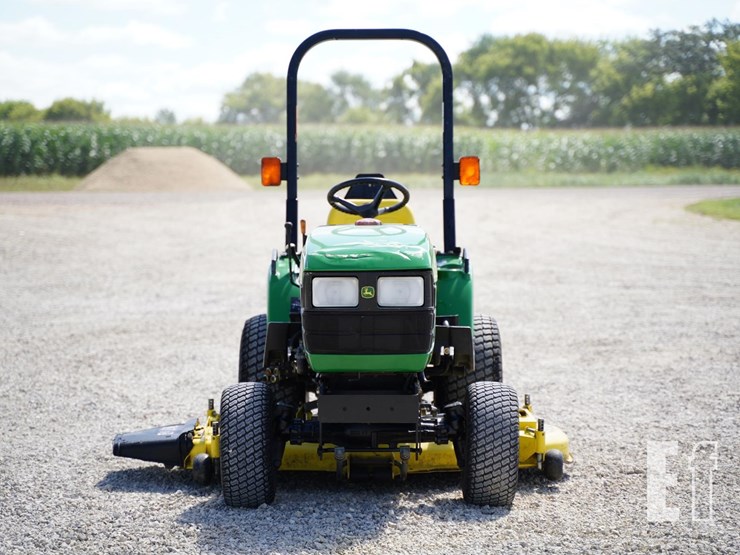 2003-john-deere-2210-image-2