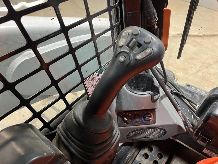 2019-bobcat-s650-image-26
