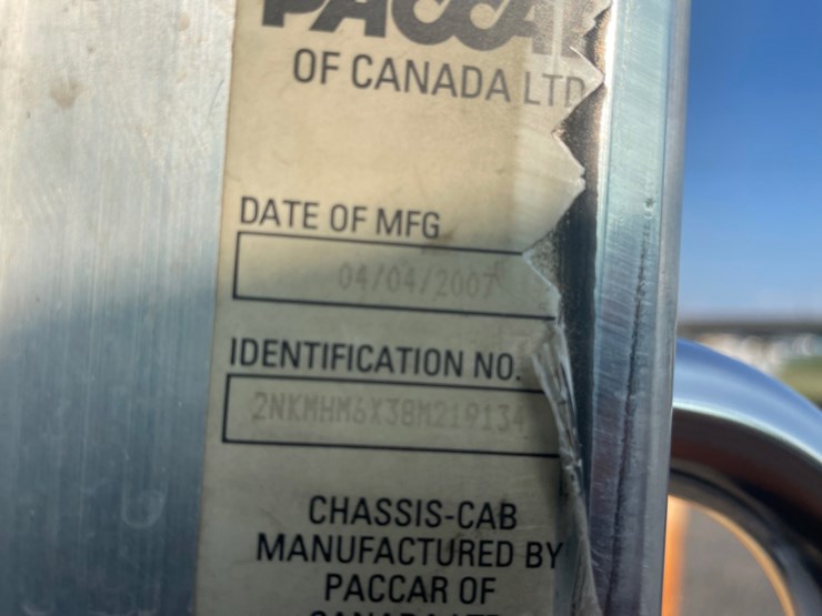 2008-kenworth-t300-image-17