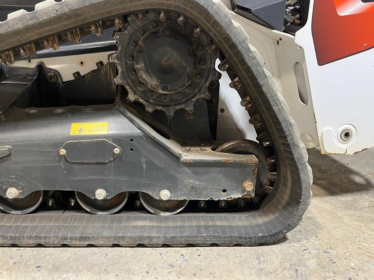 2021-bobcat-t76-image-15