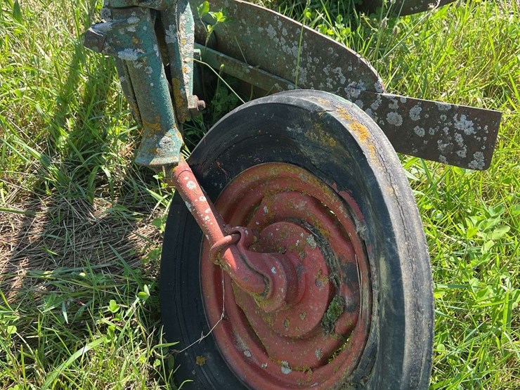 oliver-3-bottom-plow-image-20