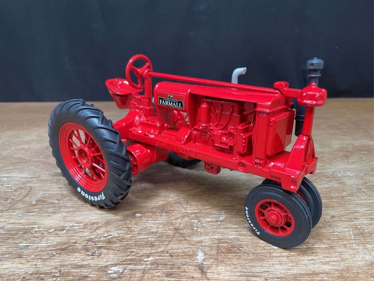 1/16-farmall-f-20-firestone-nib-ertl-image-10