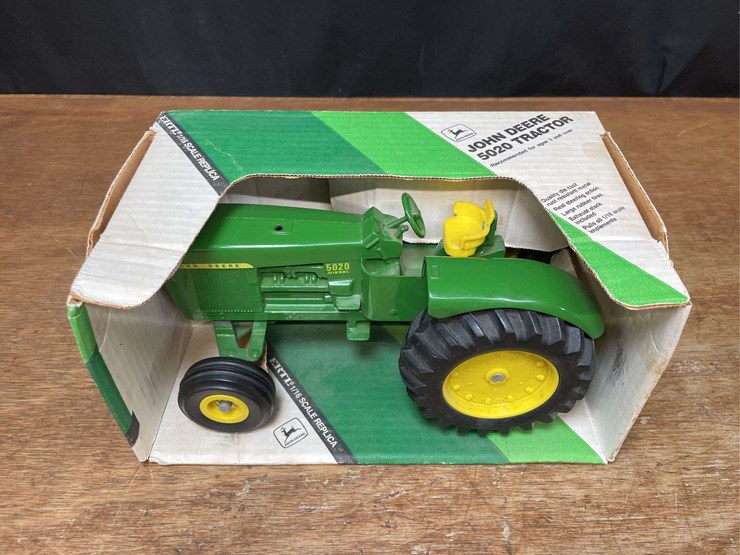 1/16-john-deere-5020-nib-ertl-image-3
