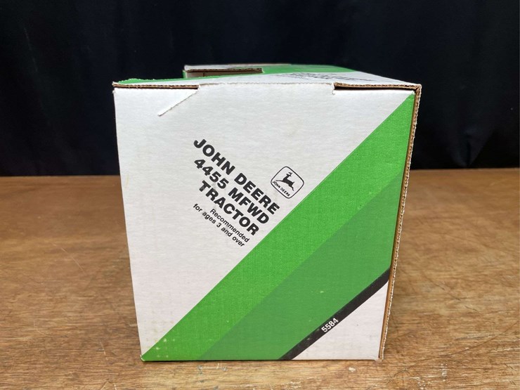 1/16-john-deere-4455-nib-ertl-image-4